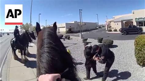 twitter shoplyfter|Shoplifter chased by police on horses in New Mexico, video shows.
